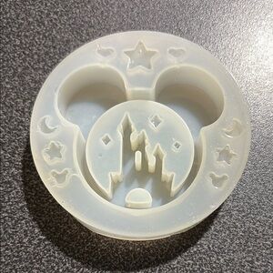 Used Disney shaker mold